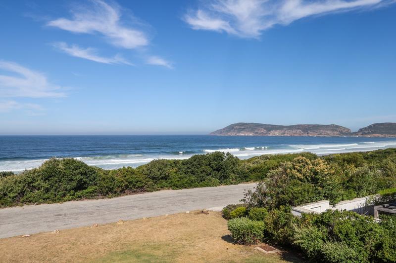 To Let 4 Bedroom Property for Rent in Sanctuary Western Cape